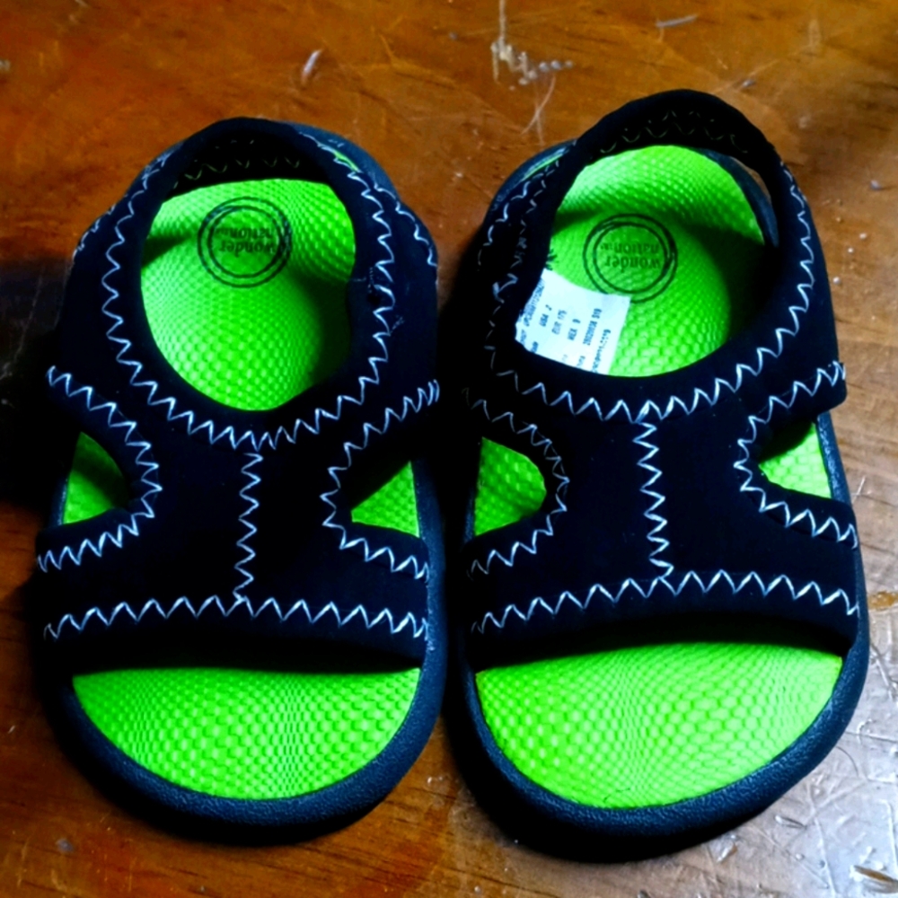 Wonder nation baby sandles